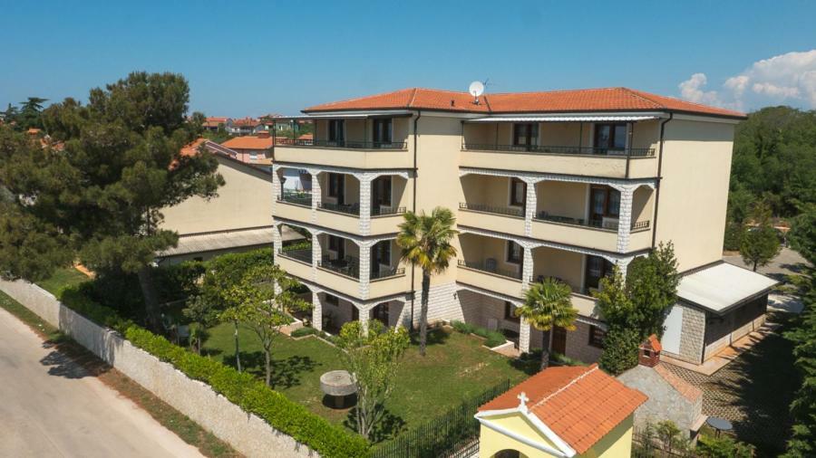 Julia Apartament Lovrečica